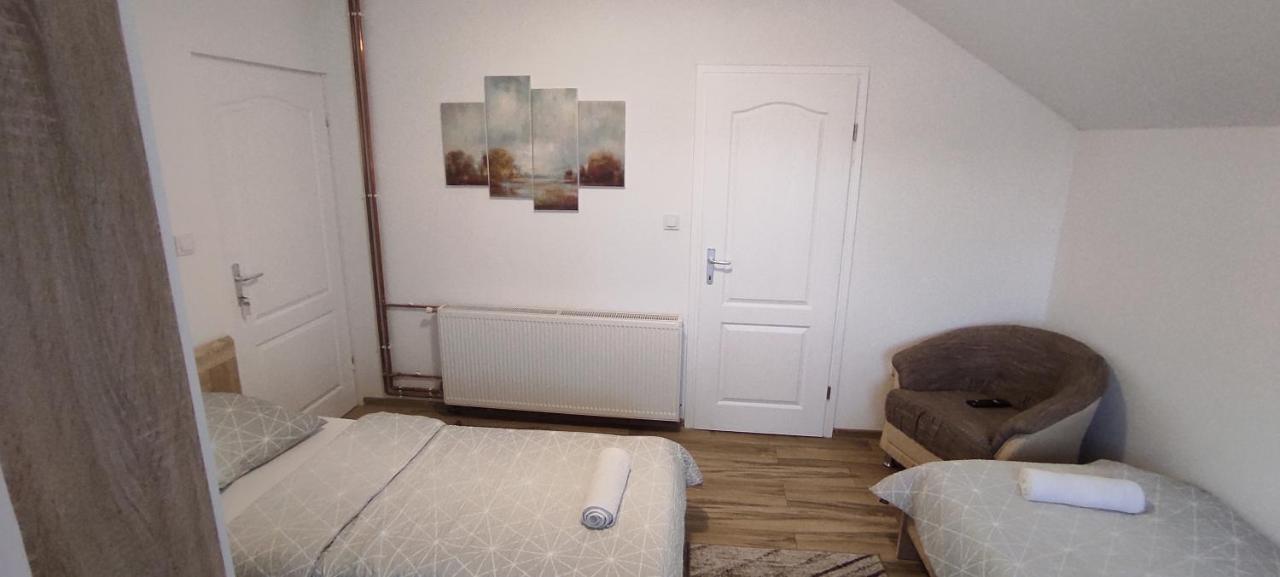 Apartman Majetic Otocac Exterior photo