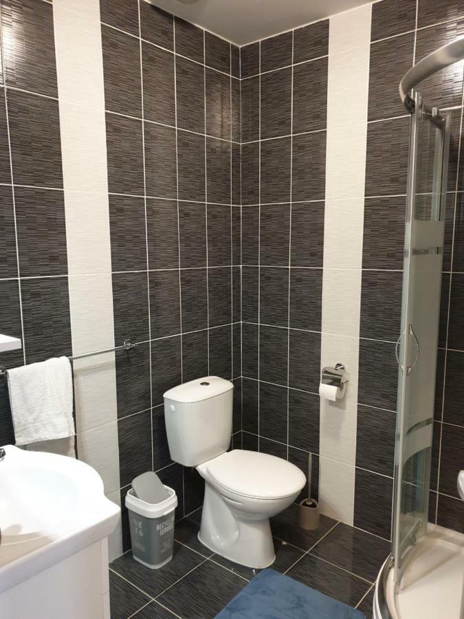Apartman Majetic Otocac Exterior photo